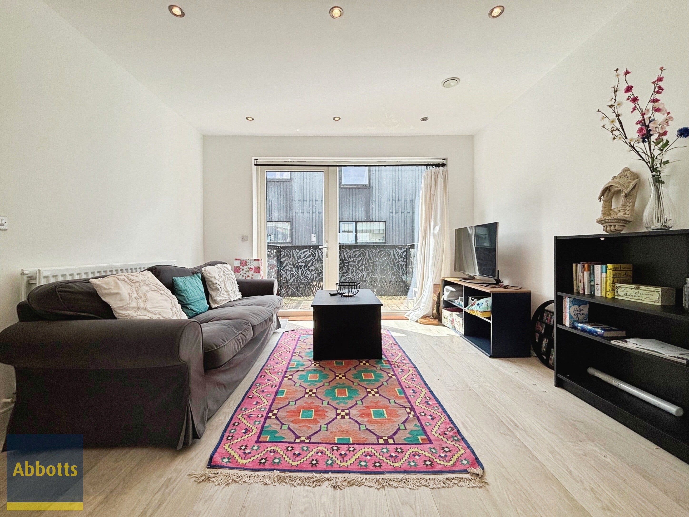 Flat Hartree Lane in Cambridge