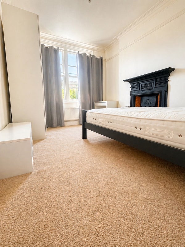 Room Lissenden Gardens in Greater London