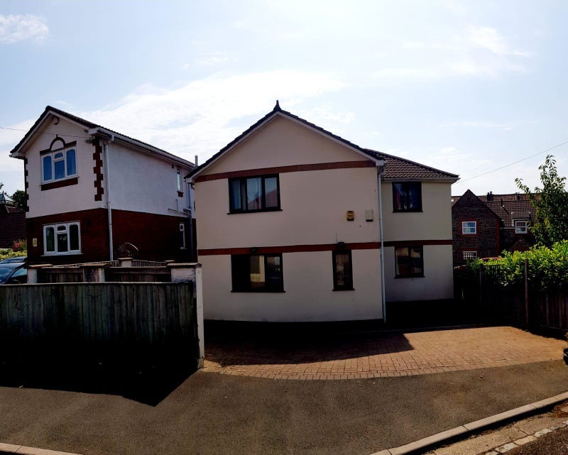 Room Beckspool Road in Frenchay