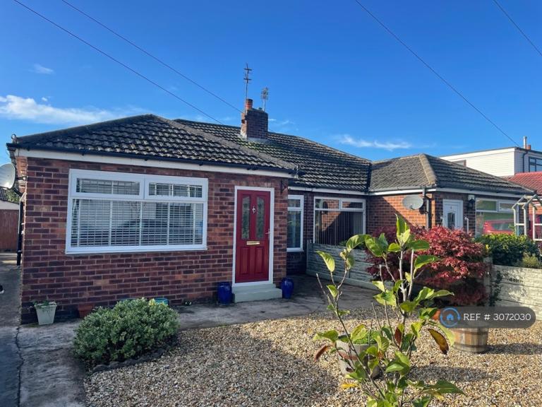 House Derwent Drive in Borough of Fylde