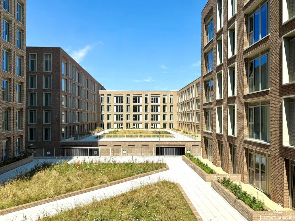 Flat Belgrave Middleway in Birmingham