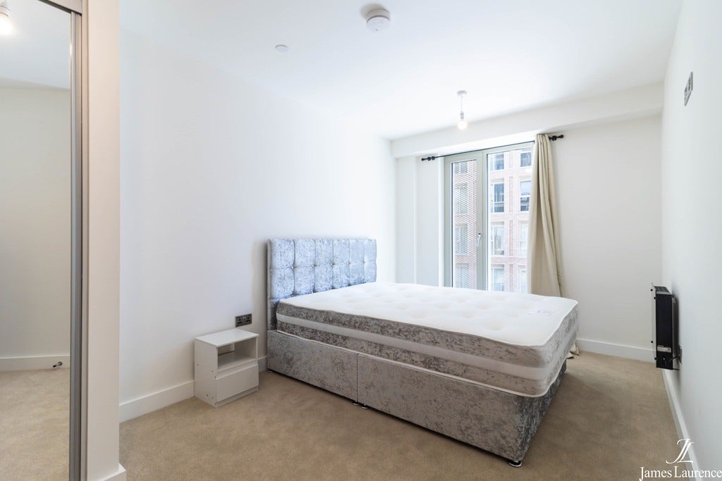 Flat Belgrave Middleway in Birmingham