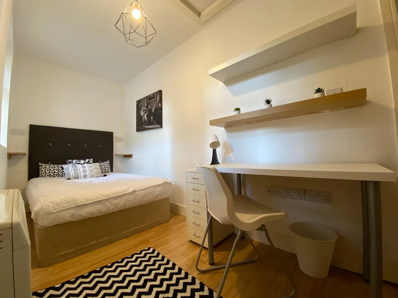 Room New Walk in Leicester