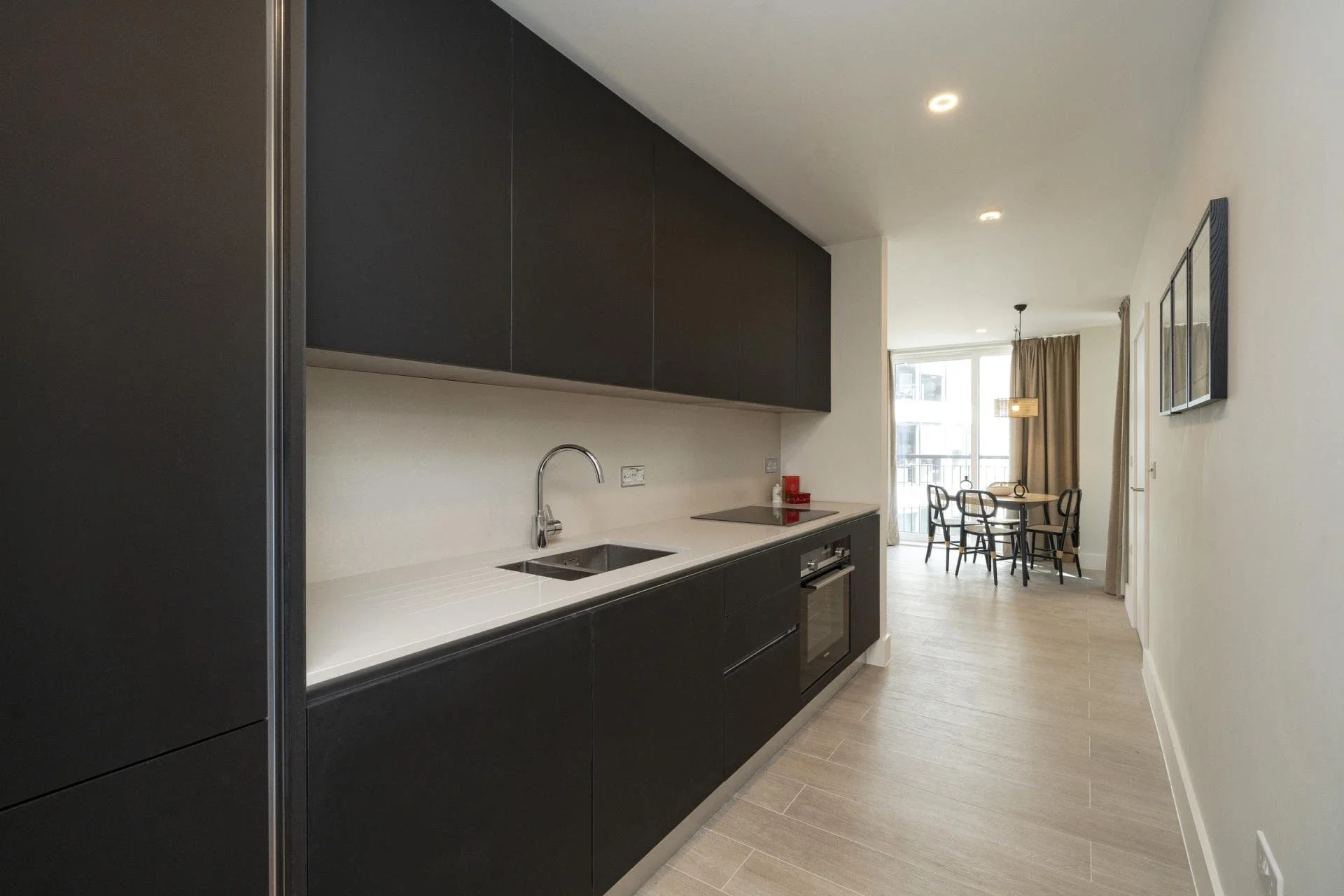 Flat Wyvil Road in Greater London