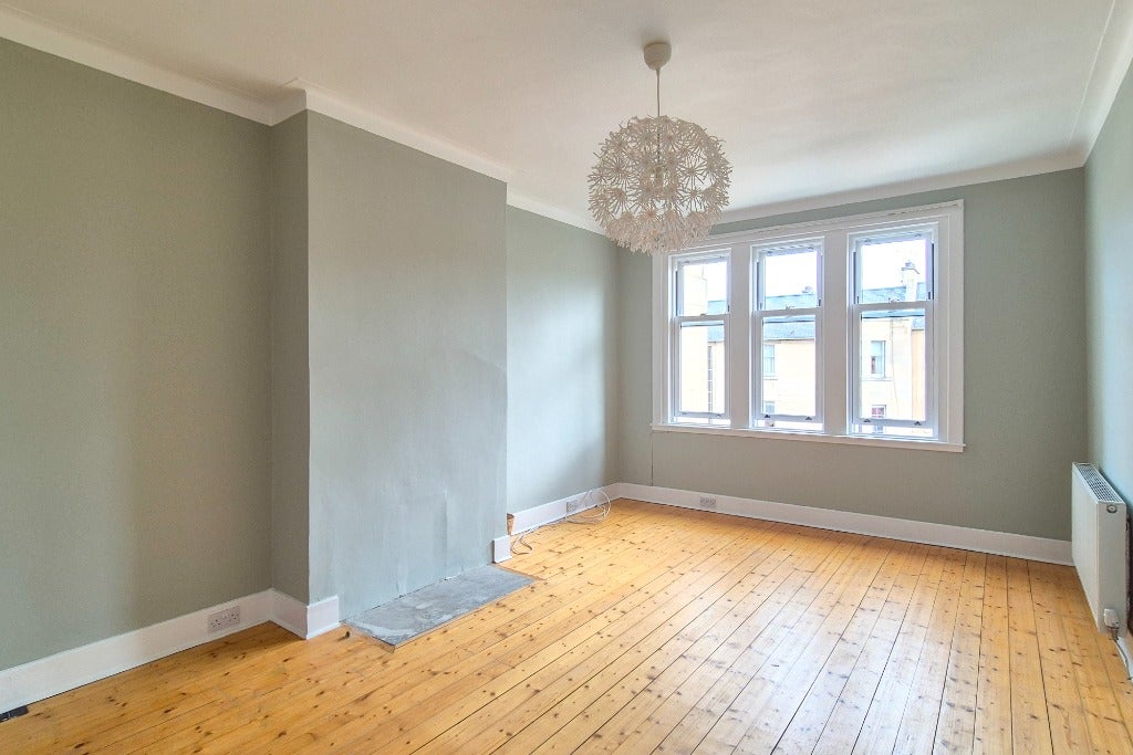 Flat Learmonth Crescent in City of Edinburgh