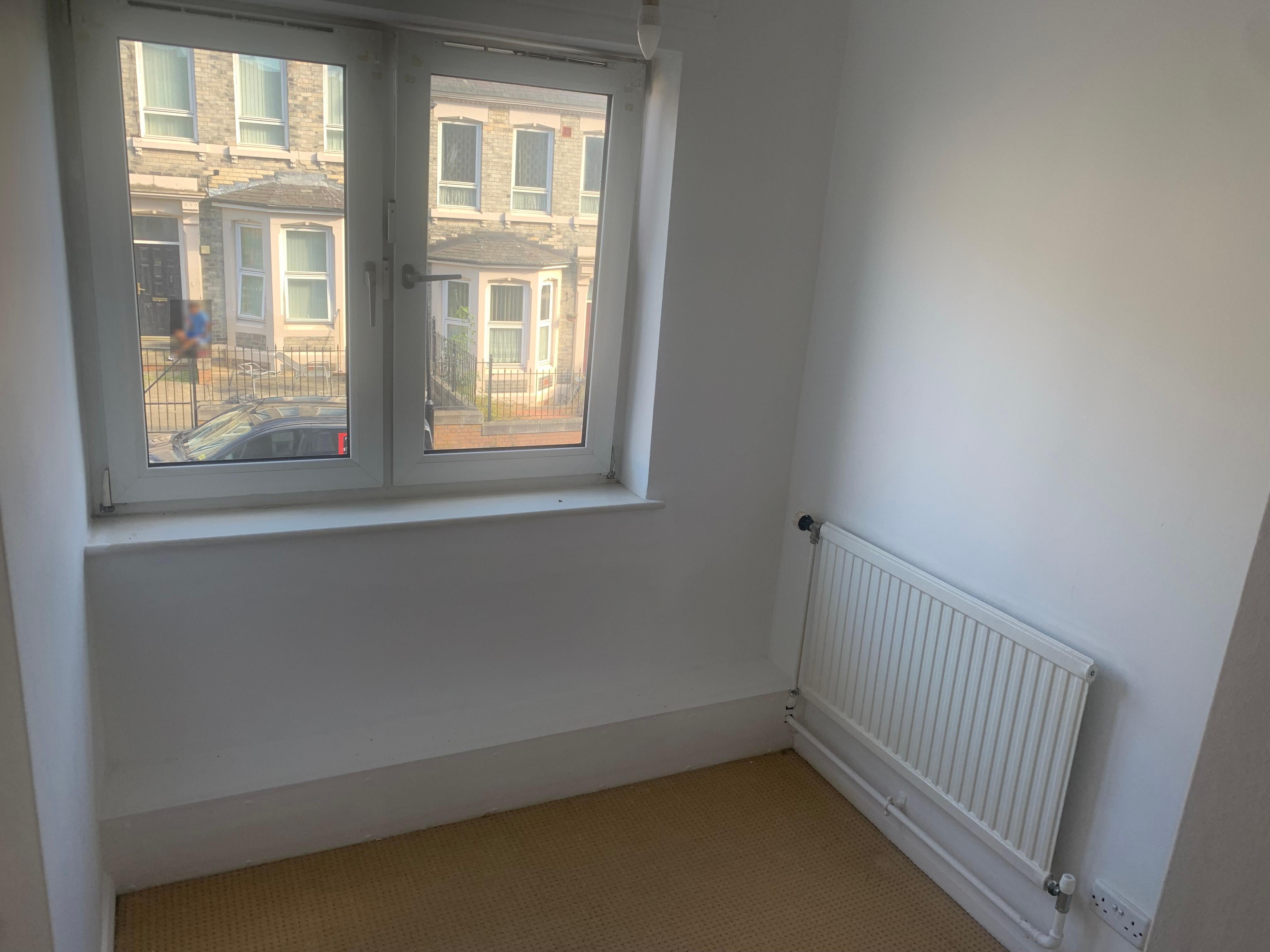 Flat Ashfield Close in Newcastle upon Tyne