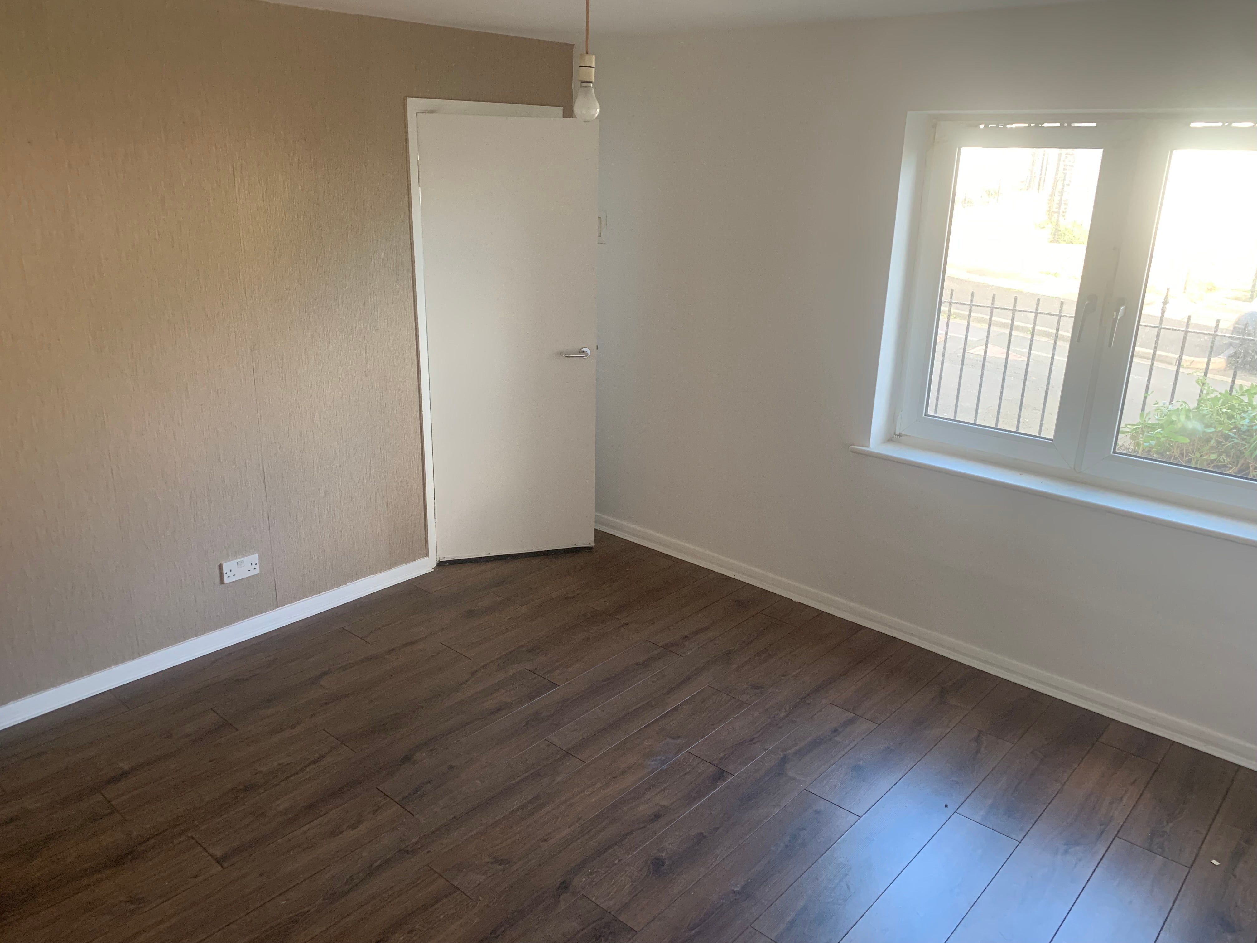 Flat Ashfield Close in Newcastle upon Tyne