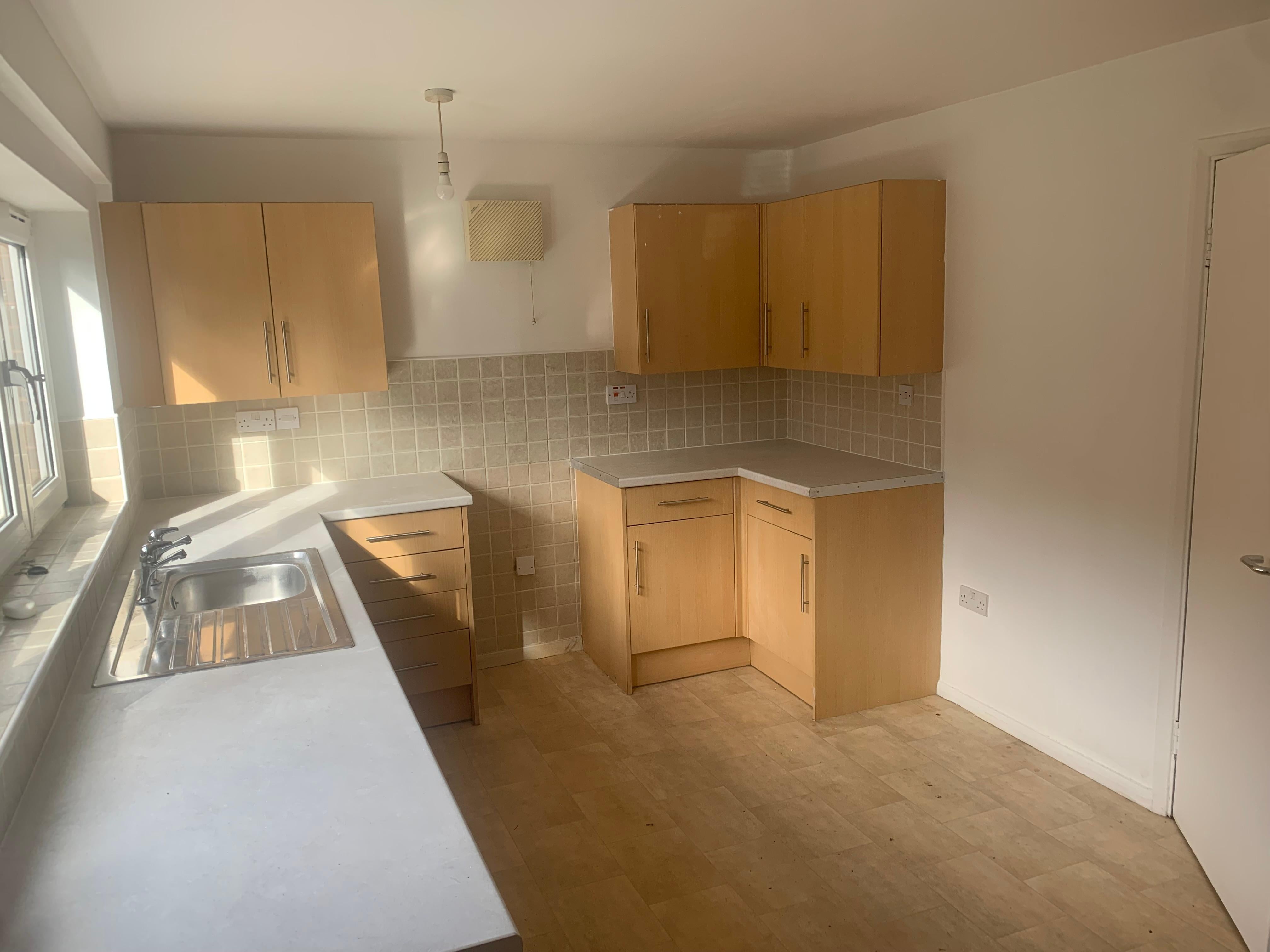 Flat Ashfield Close in Newcastle upon Tyne