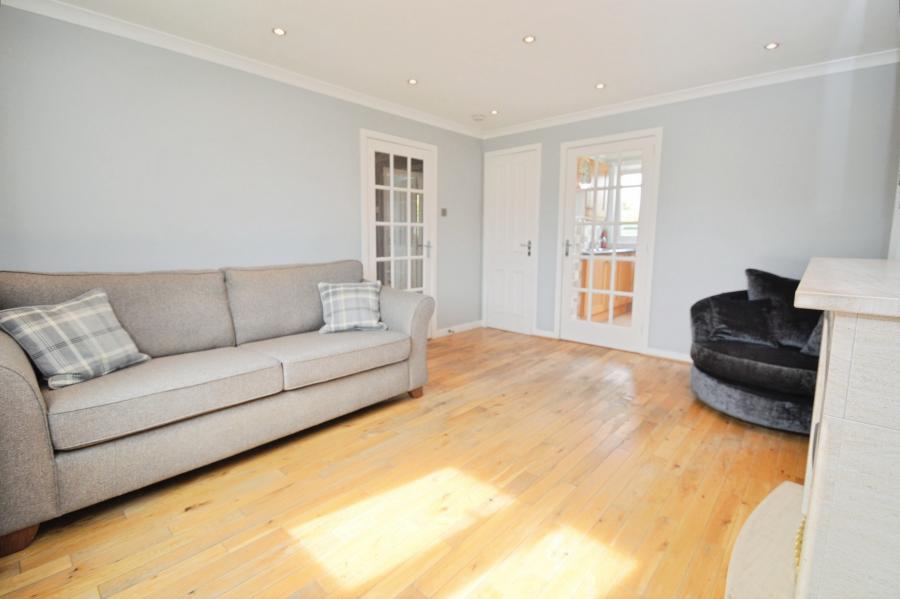 Flat Findlay Gardens in City of Edinburgh