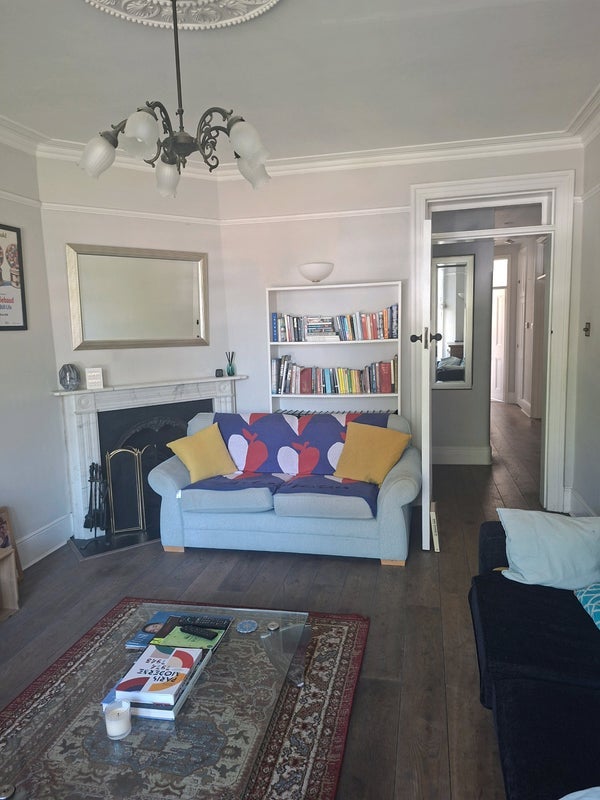 Room Acton Lane in Greater London