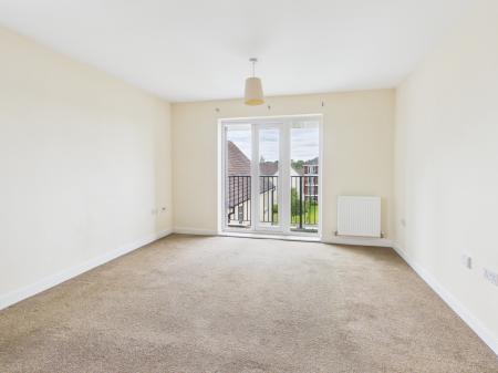 Flat Almond Walk in Witham Town