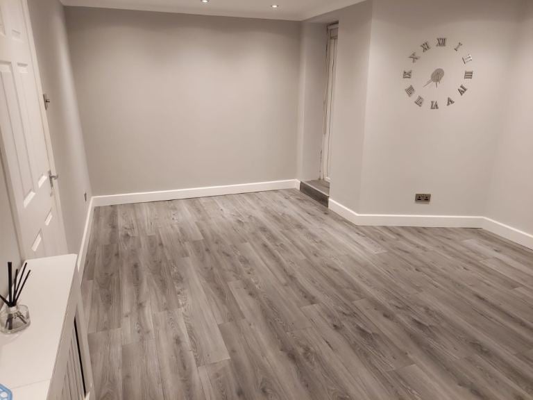 Flat Glenkirk Drive in Glasgow