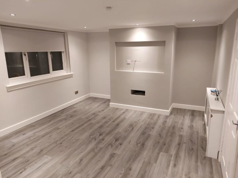 Flat Glenkirk Drive in Glasgow