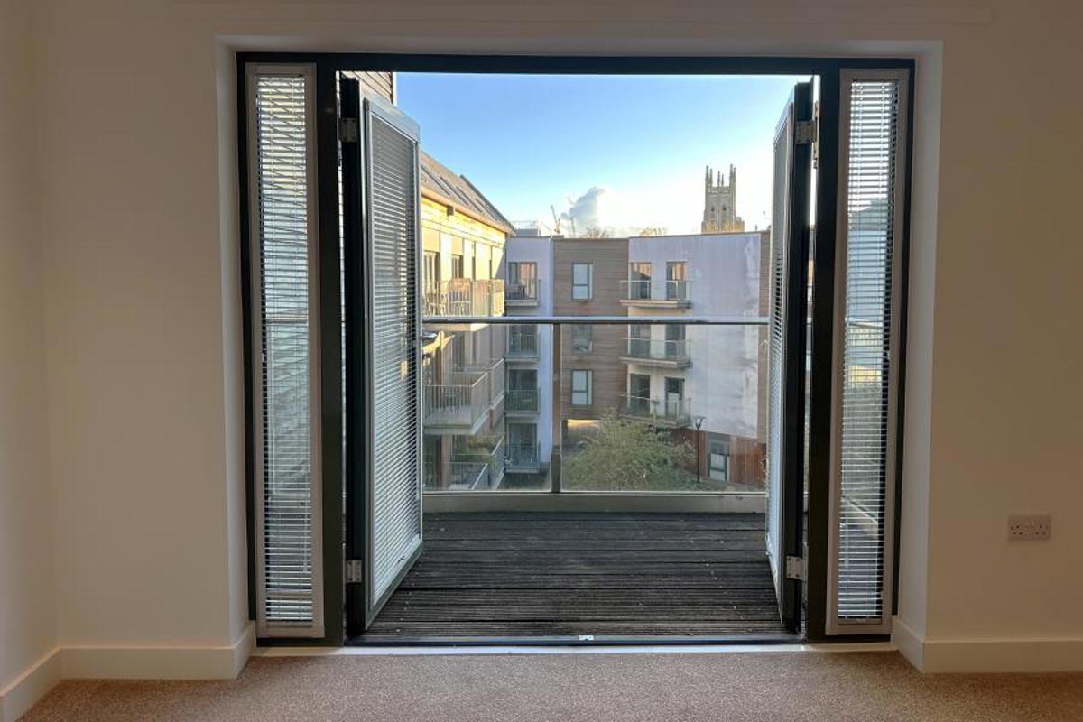 Flat Gaol Ferry Steps in Bristol