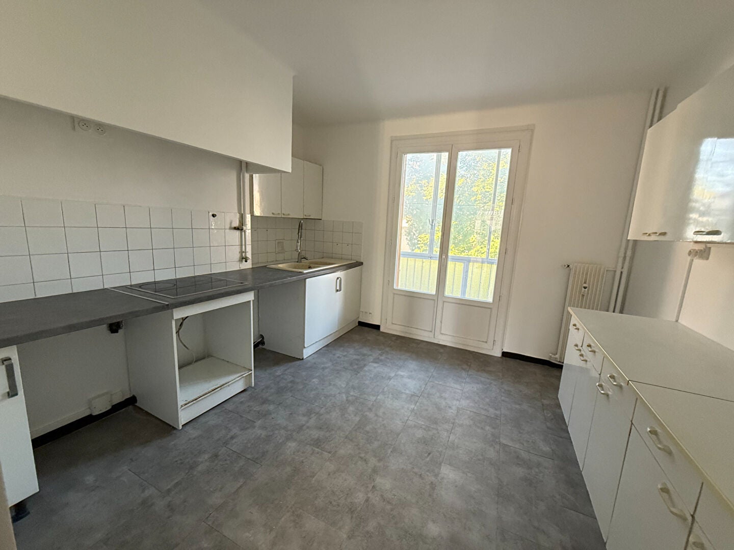 Appartement Rue Florian à Nîmes