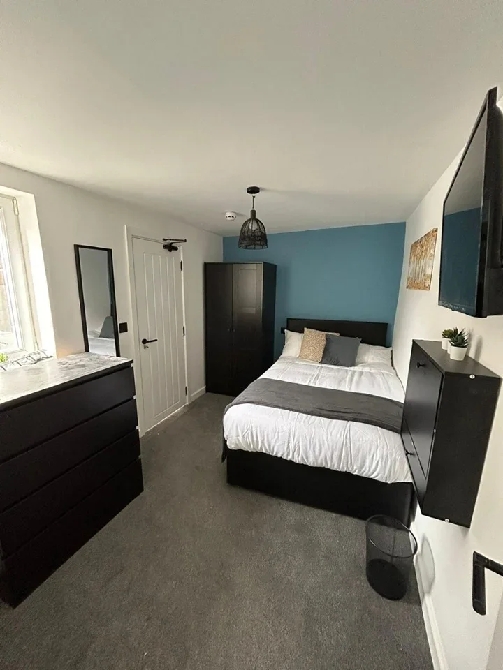 Room Gillingham Road in Gillingham