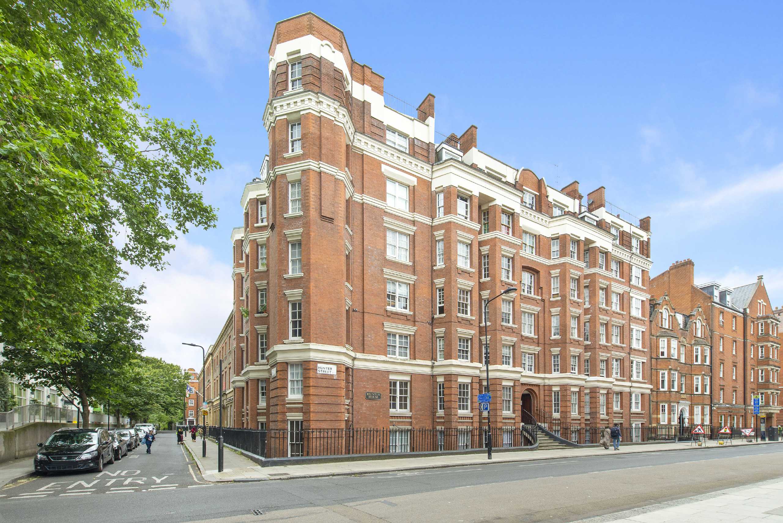 Flat Hunter Street in Greater London