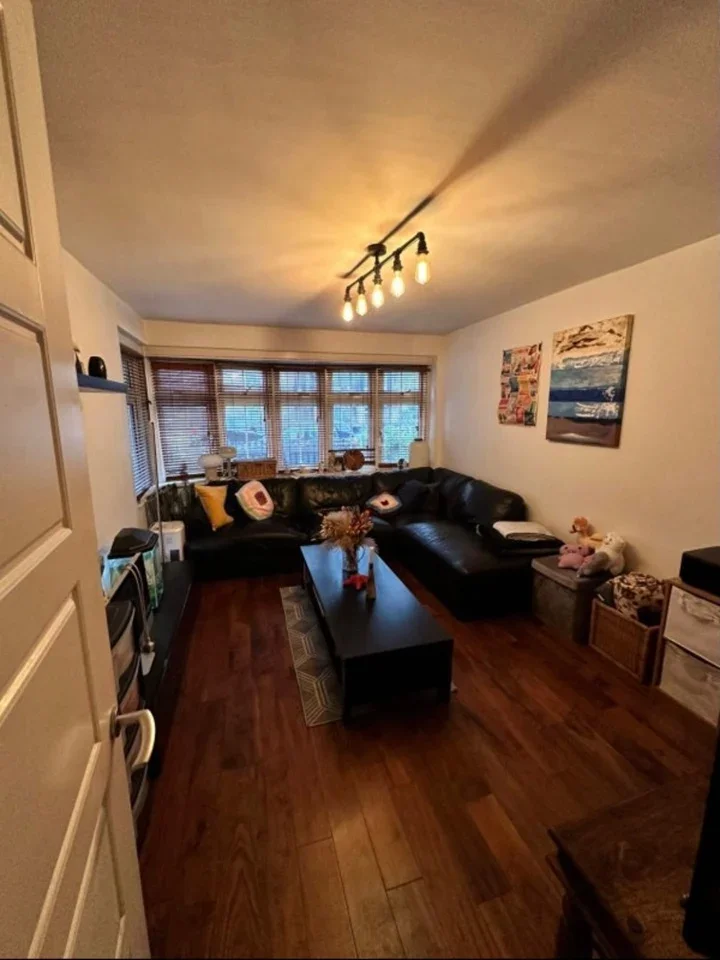 Room Bowater Close in Greater London