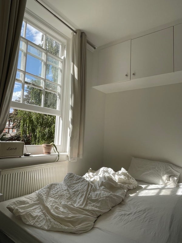 Flat Blakenham Court in Greater London