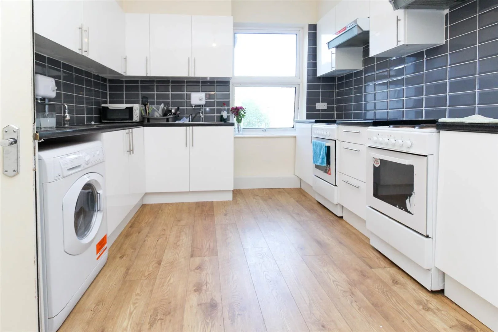 Room Langham Road in Greater London