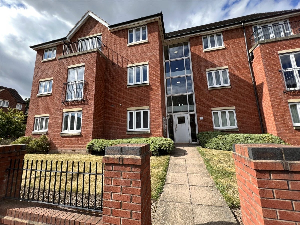 Flat Ardgowan Grove in Wolverhampton