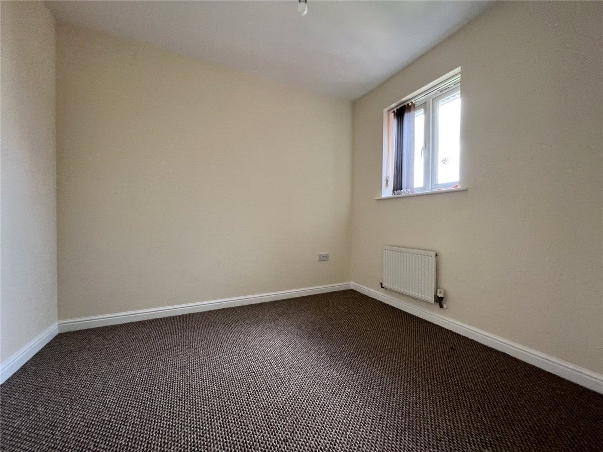 Flat Ardgowan Grove in Wolverhampton