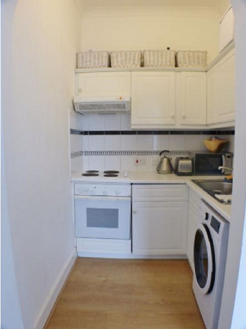 Flat Uxbridge Road in Greater London