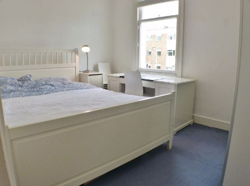 Flat Uxbridge Road in Greater London