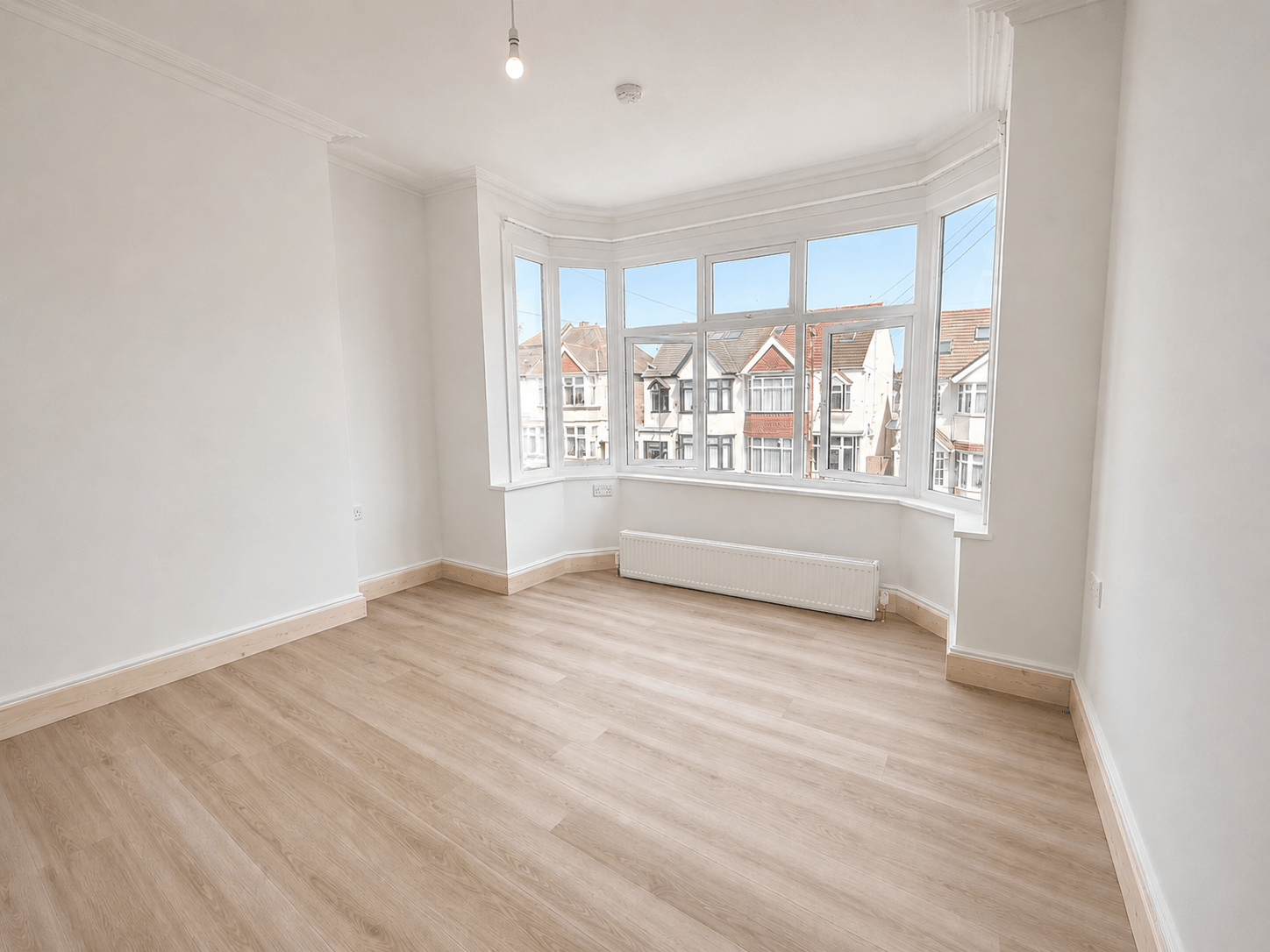 House Bowrons Avenue in Greater London