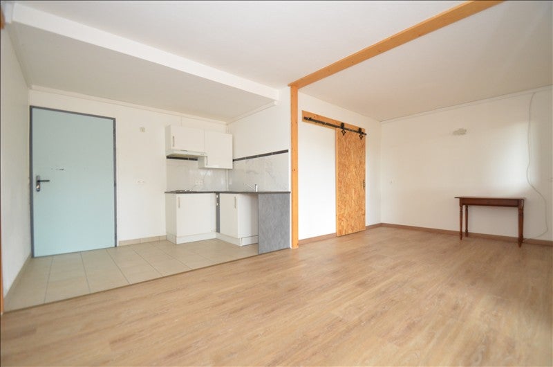 Flat Rue de La République in Moulin-Neuf