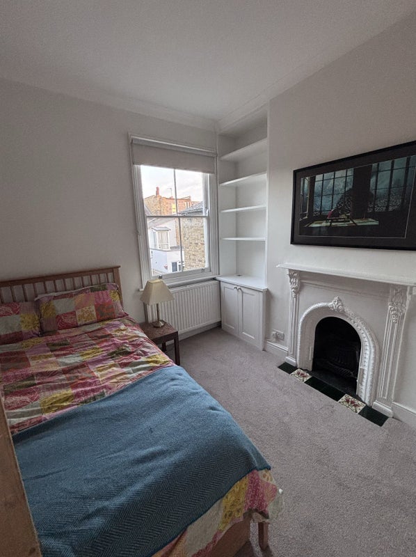 Room Claxton Grove in Greater London
