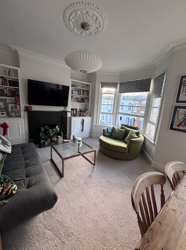 Room Claxton Grove in Greater London