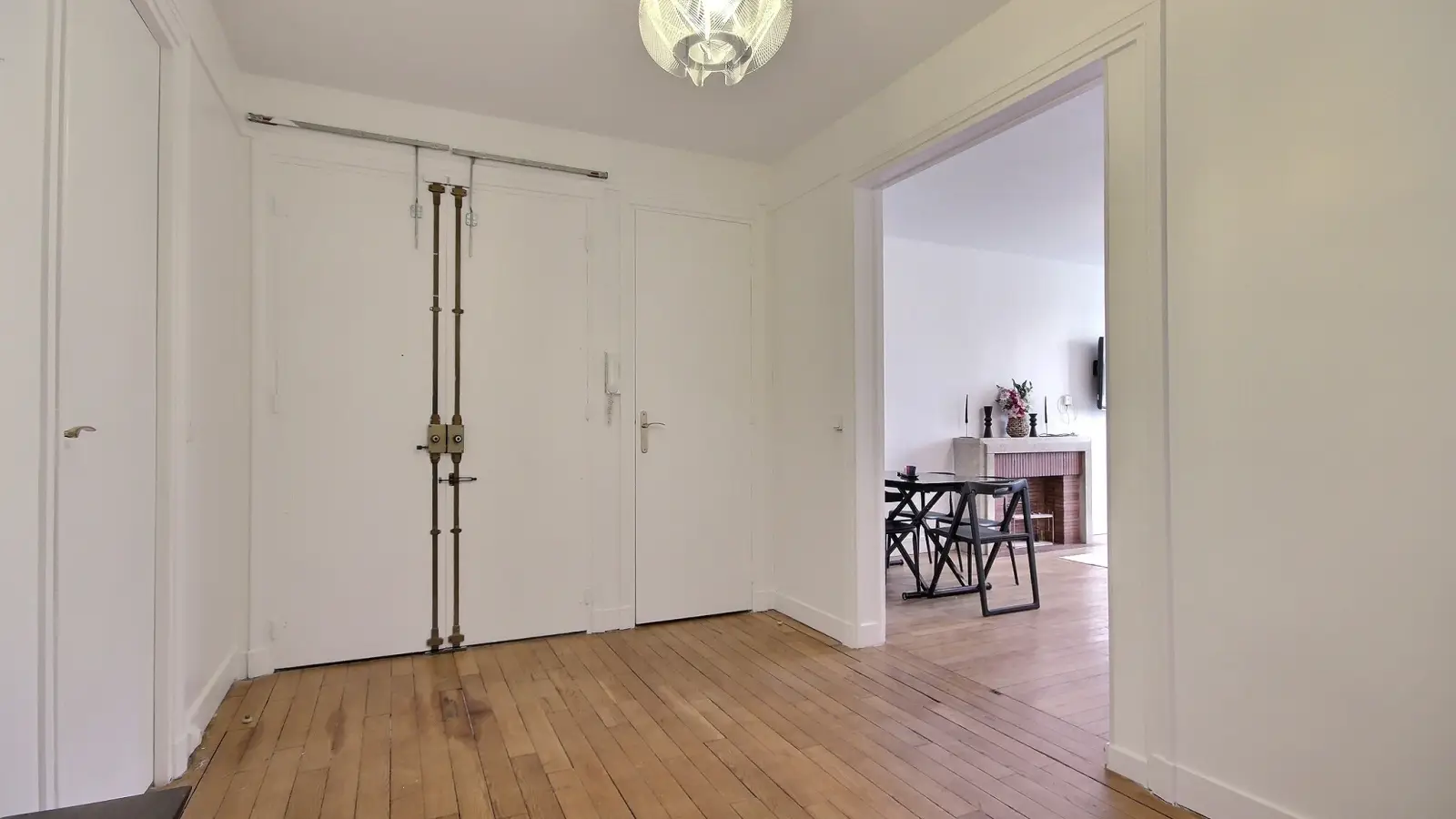 Flat Rue Catulle Mendès in Paris