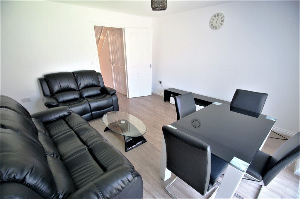 House Anglian Way in Coventry