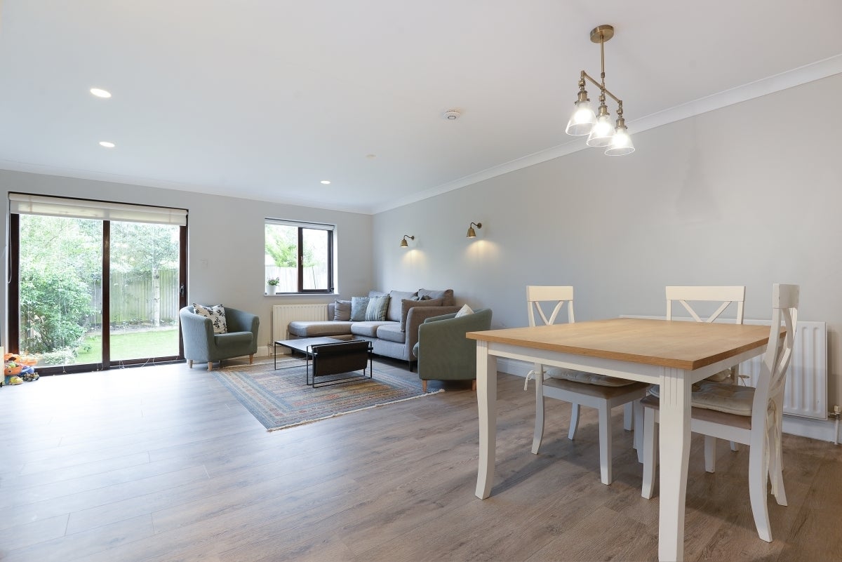 House Aubyn Square in Greater London