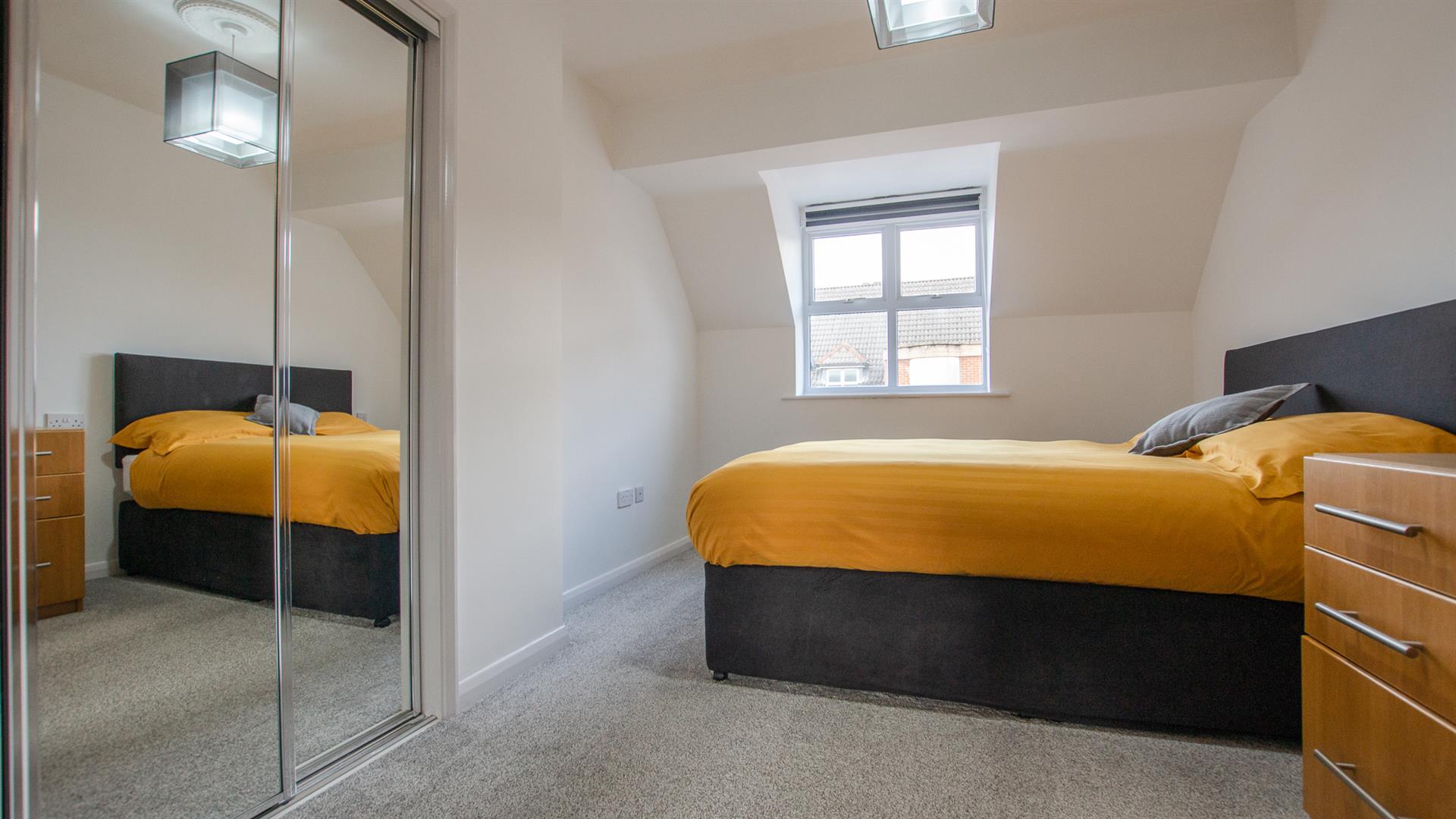 Flat Hallfield Road in York