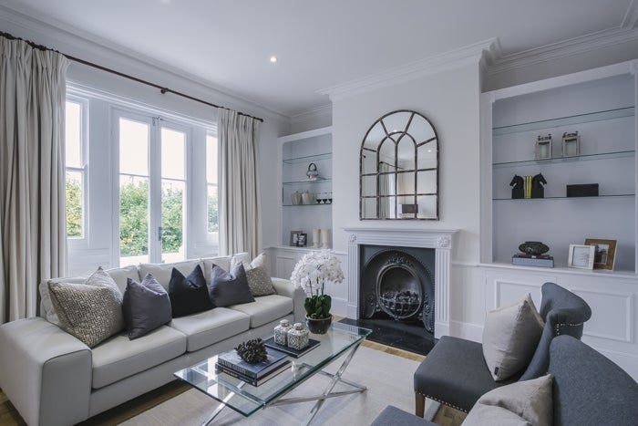 Flat Campden Hill Gardens in Greater London