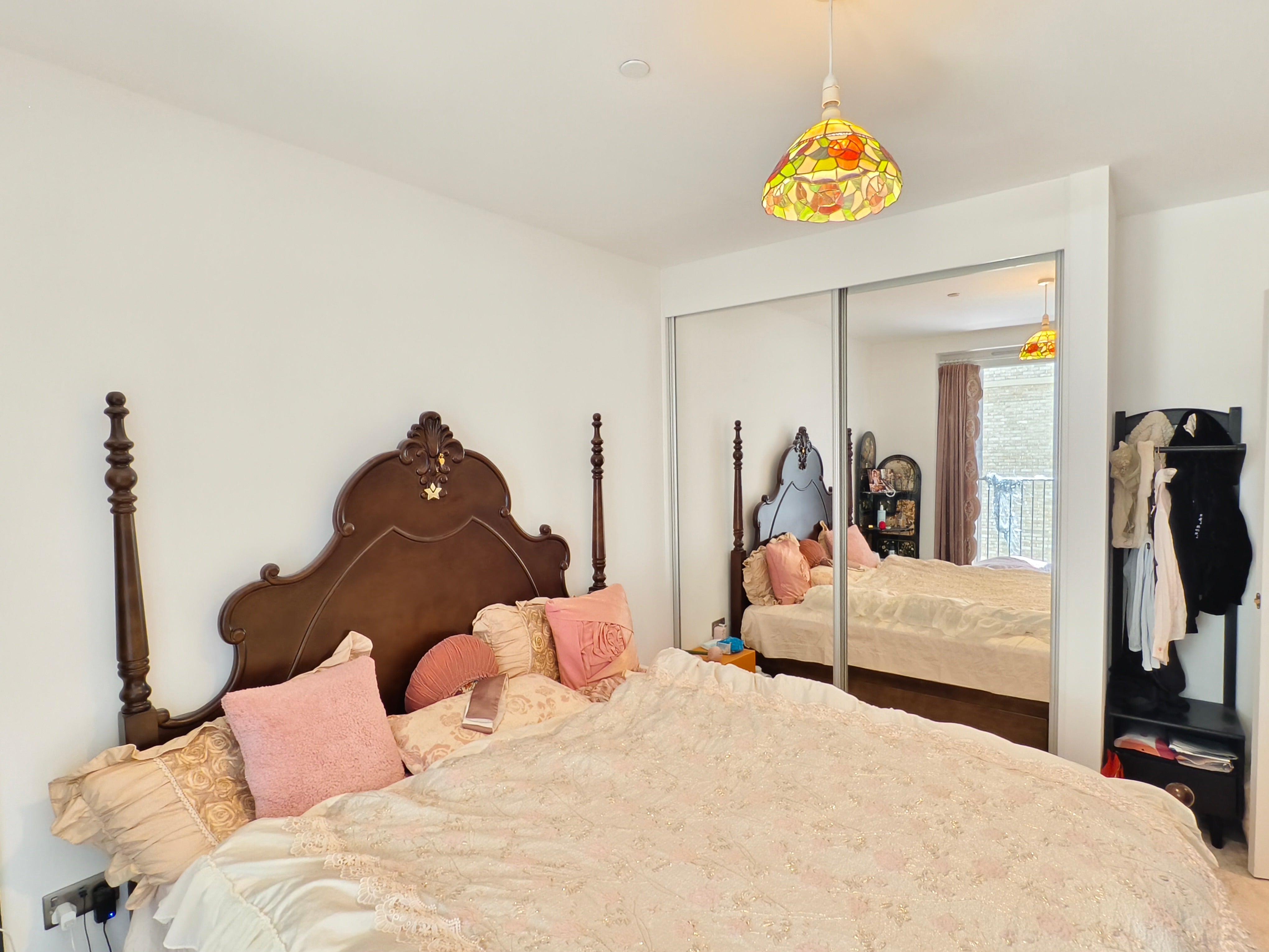 House Sanday Drive in Greater London