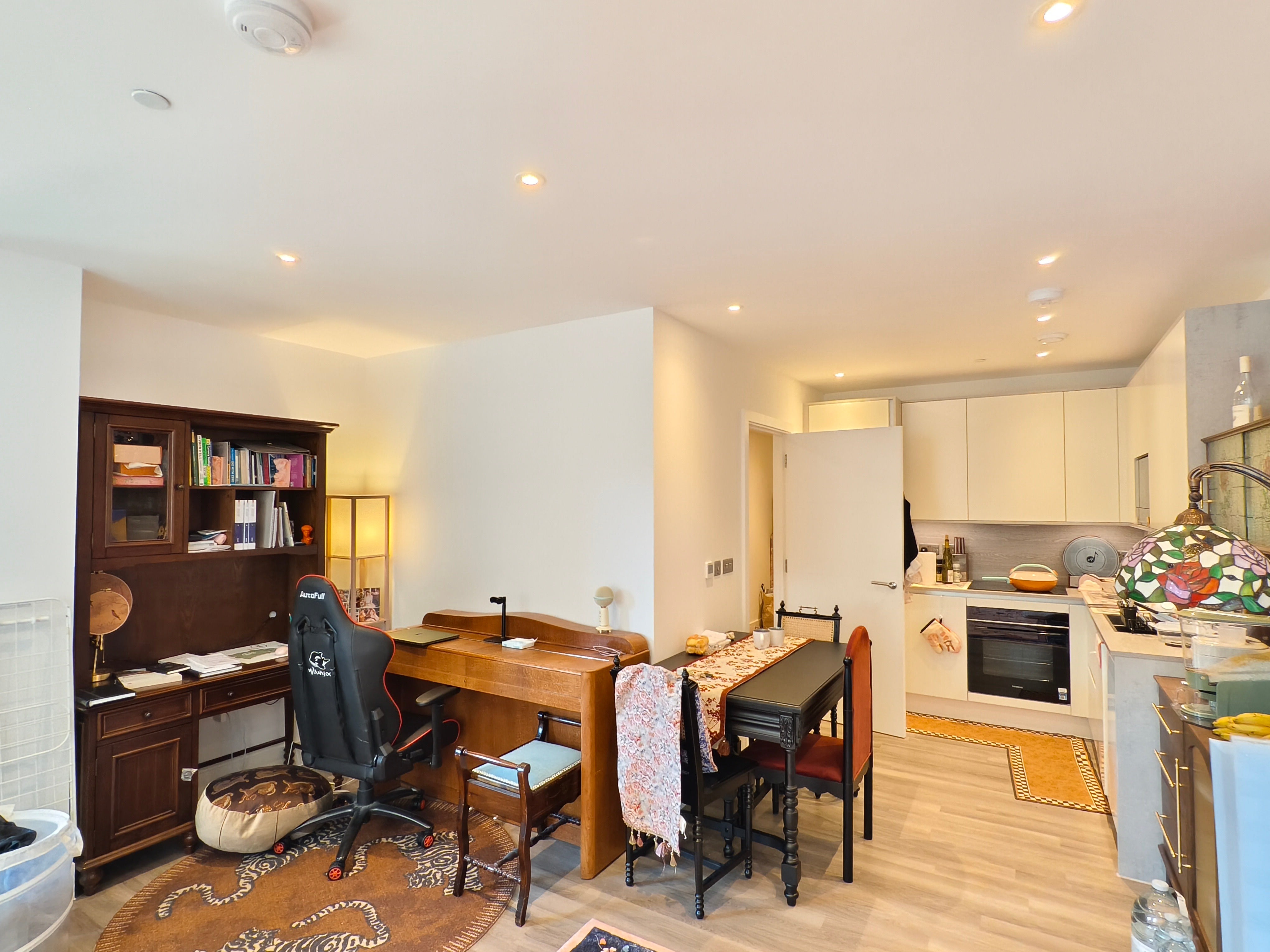 House Sanday Drive in Greater London