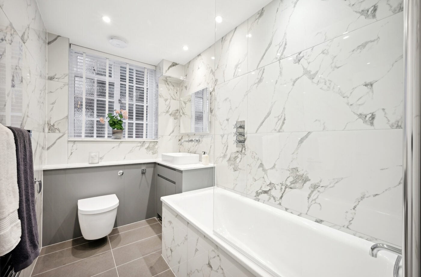 Flat Phillimore Walk in Greater London