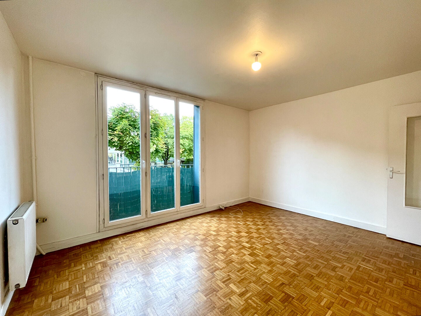 Flat Rue du Gué aux Aurochs in Maisons-Alfort