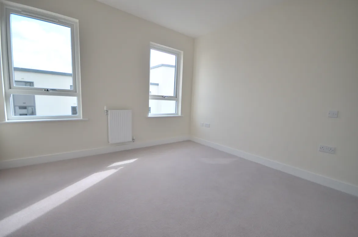 Flat Ocean Drive in Gillingham