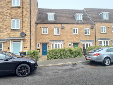 House Kingfisher Drive in Leighton Buzzard