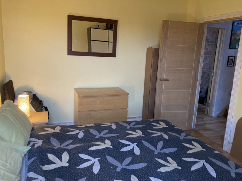Room Durnsford Road in Greater London