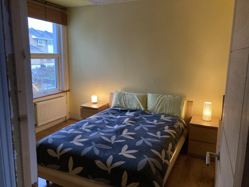 Room Durnsford Road in Greater London