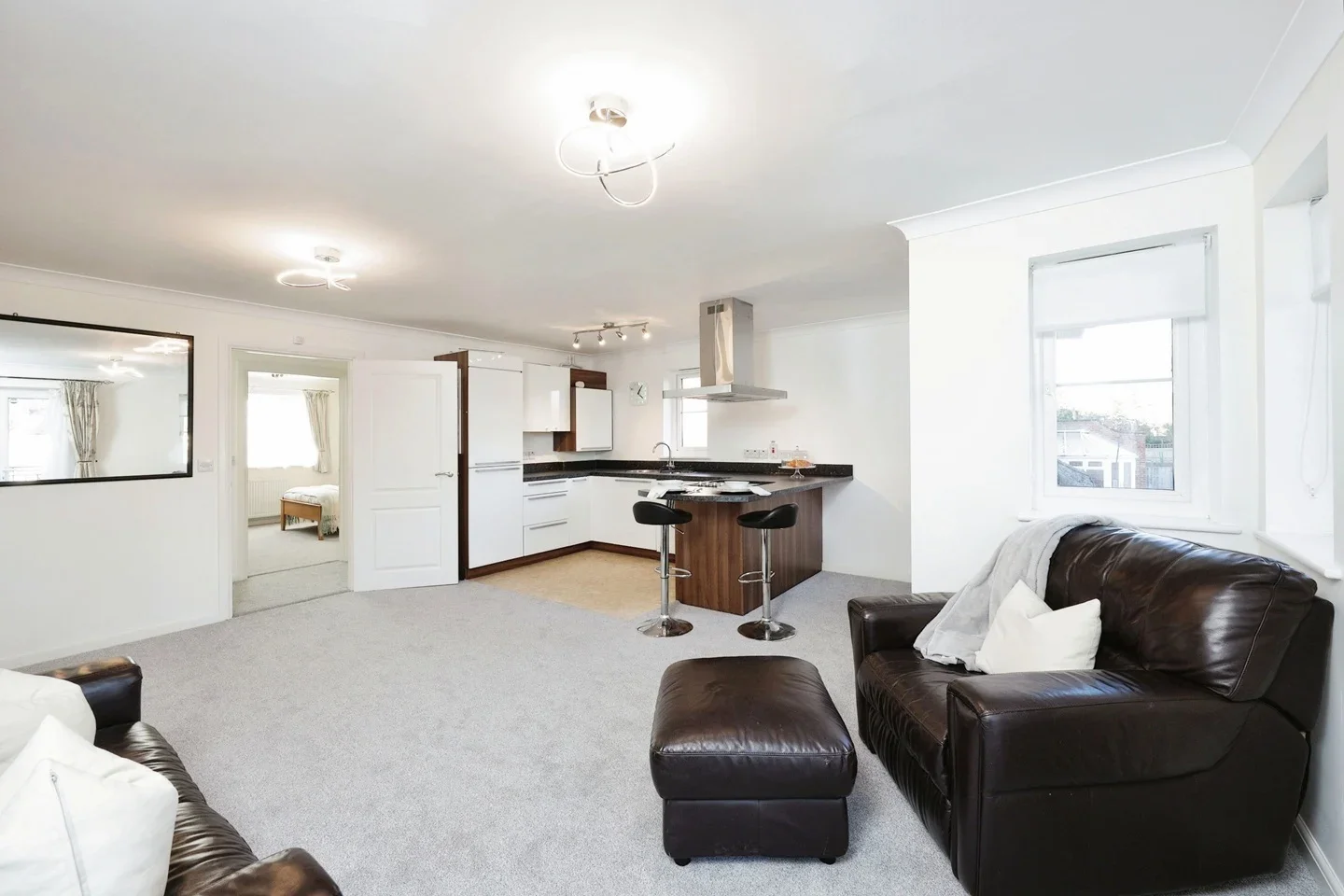 Flat Belsham Close in Chesham