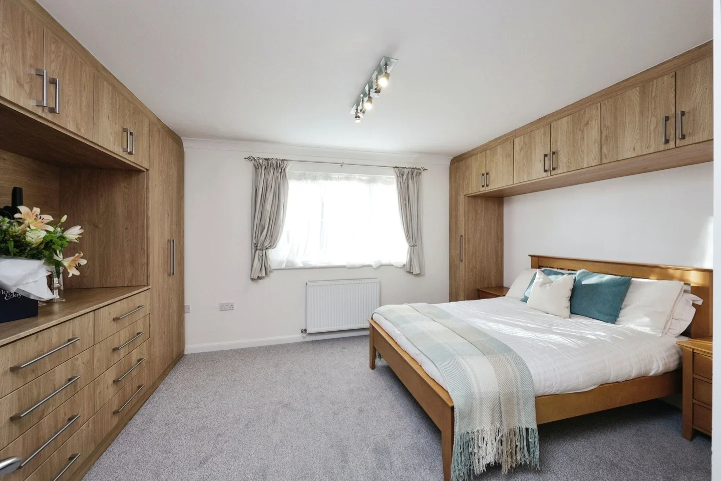 Flat Belsham Close in Chesham