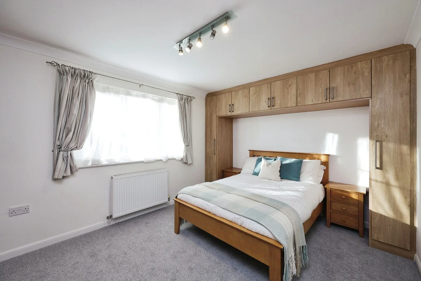 Flat Belsham Close in Chesham