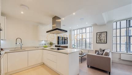 Flat Rainville Road in Greater London