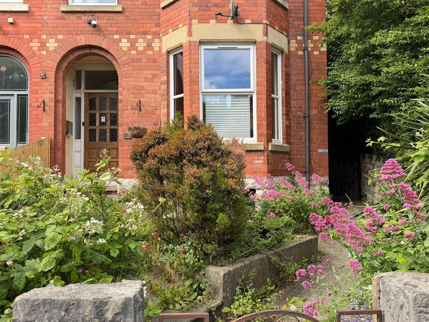 Flat Abergele Road in Colwyn Bay